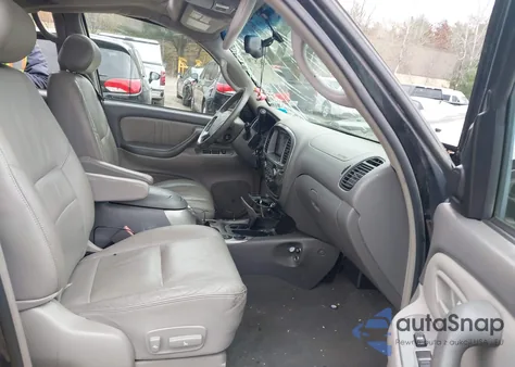 2004 Toyota Sequoia Limited V8 from USA, damaged, VIN 5TDBT48A24S228699